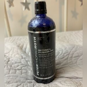 PETER THOMAS ROTH Retinol Fusion PM Serum